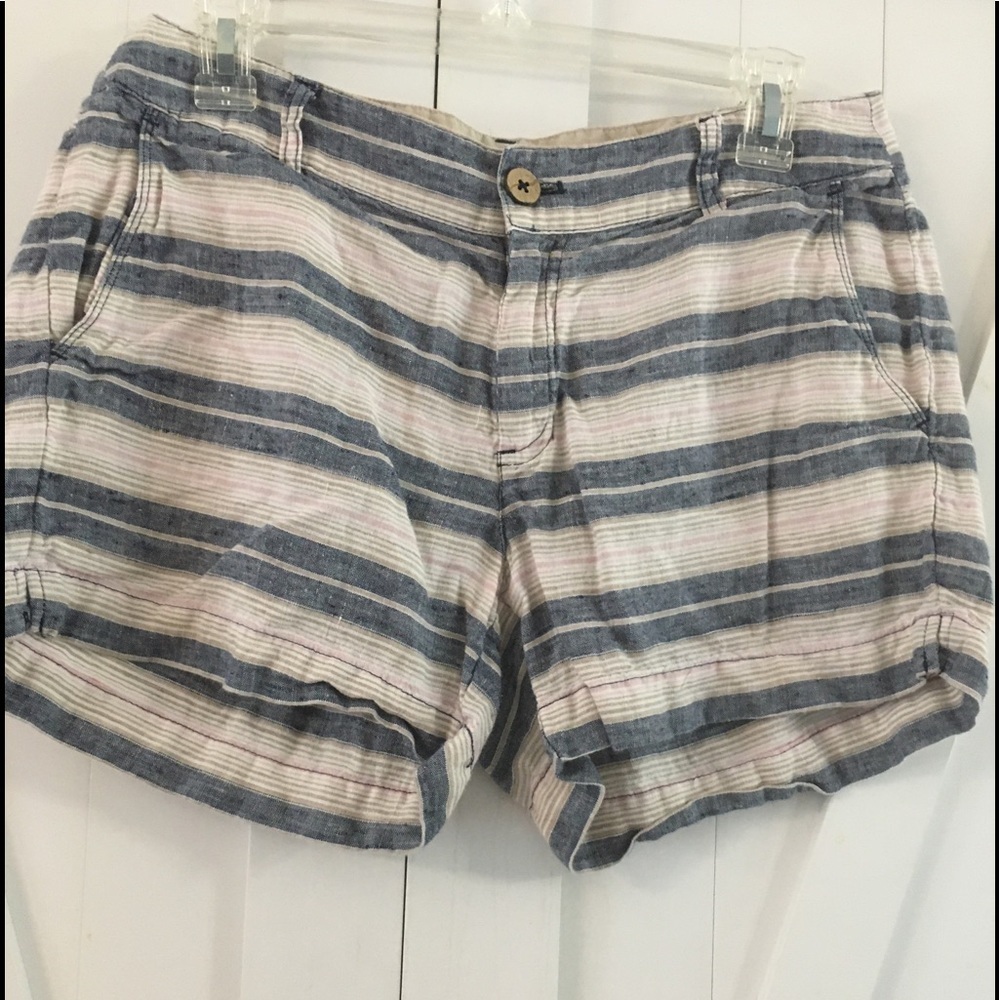 Saint Tropez West, Striped linen/cotton shorts. Size US 6